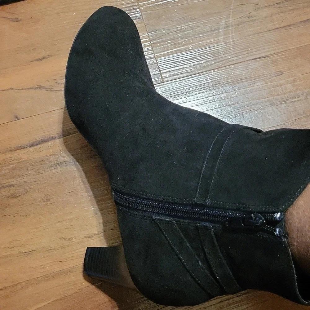 Boots - Picture 2 of 2